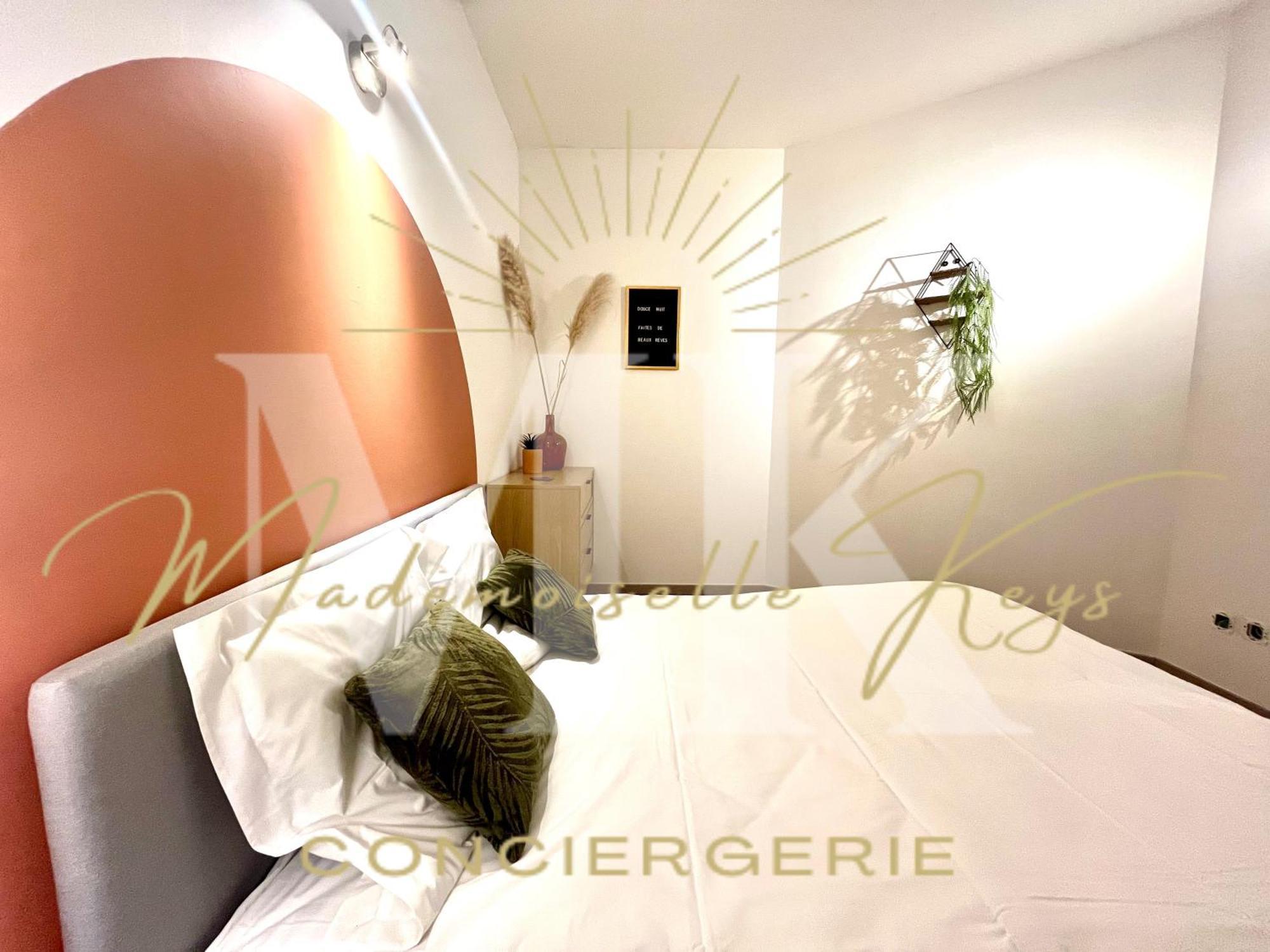 Le Mirror- Hyper Centre Ville サンス エクステリア 写真